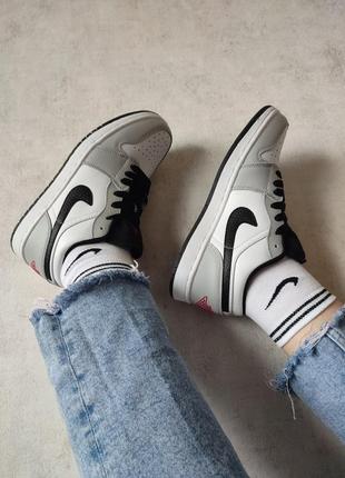 Nike air jordan retro 1 low grey white black1 фото