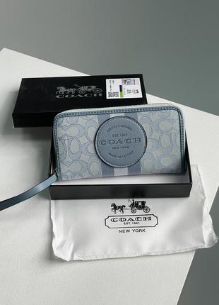 Гаманець coach dempsey large wallet in signature jacquard blue2 фото