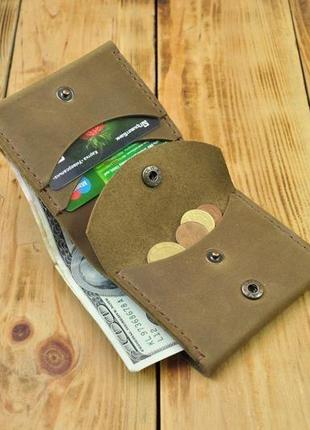 Кожаный кошелек - имеет отделения для карточек, купюр и монет1 фото