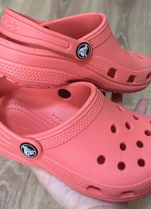 Оригинальные босоножки/шлепки crocs3 фото