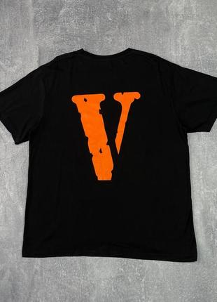 Чоловіча футболкиа vlone1 фото