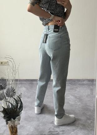 Светоголубые джинсы6 фото