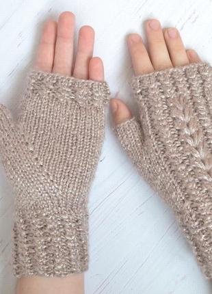 Перчатки без пальцев блестящие бежевые, митенки вязаные2 фото