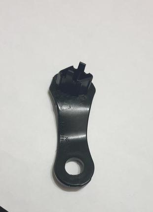 Кронштейн, кріплення фари bmw e60 hella 63126949633 6312694963...