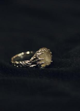Перстень з місячним каменем1 фото