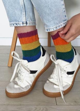 Вязаные носки ручной работы радужные3 фото