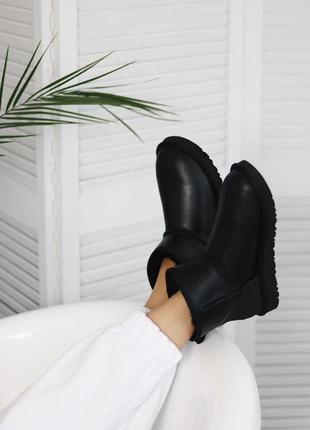 Ugg mini black leather зимние женские сапоги угг мини черные8 фото