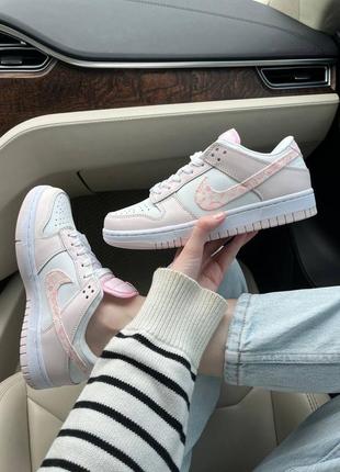 Nike dunk pink paisley