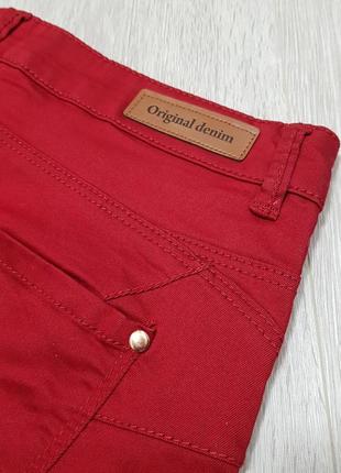 Червоні джинсові шорти5 фото