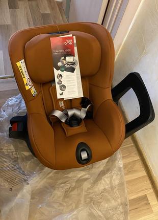 Автокресло britax-romer dualfix m-i size v22 ( golden cognac)1 фото