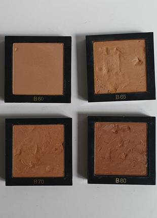 Матирующие пудры yves saint laurent encre de peau all hours setting powder5 фото