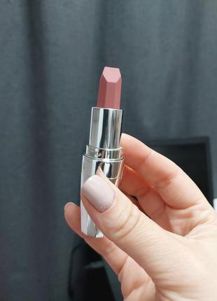 Матова легенда sensation avon помада для губ