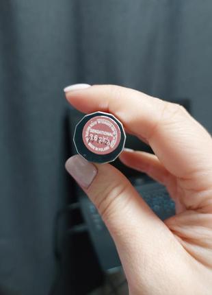 Матова легенда sensation avon помада для губ