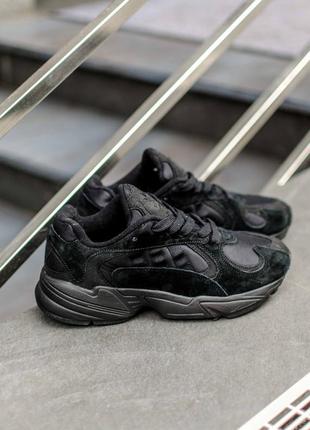 Кросівки adidas yung 1 black кросівки10 фото