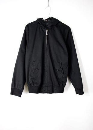 Черная куртка бомбер harrington