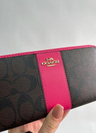 Гаманець coach round fastener long wallet signature brown/pink3 фото