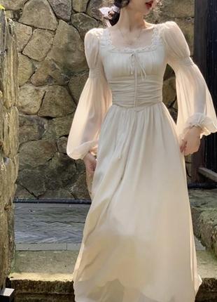 Ніжна біла сукня міді1 фото