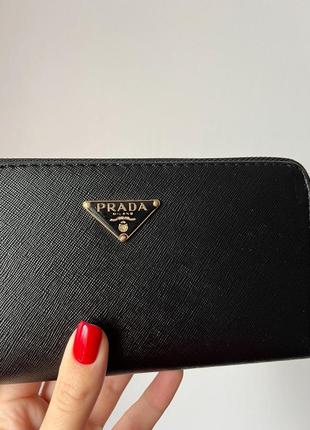 Гаманець prada zippy wallet black10 фото