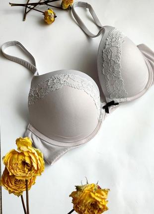 Бюстгальтер victoria's secret original 75c 34c push up