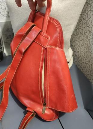 Невеликий жіночій яскравий рюкзак.3 фото
