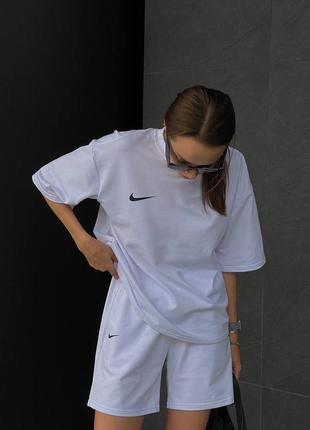 Костюм спортивный женский белый / nike / костюм двойная футболка и шорты на резинке / костюм двойка / обмен1 фото