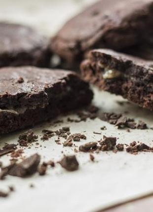 Шоколадное печенье с шоколадной крошкой и солёной карамелью/double choc cookies with salted caramel2 фото