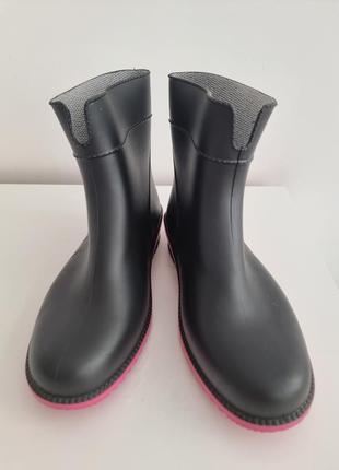 Калоші / гумові чоботи/ черевики на дощ / резиновые сапоги
