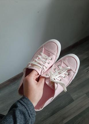 Розовые кеды converse