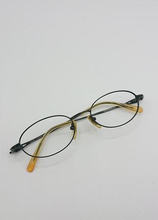 Вінтажна титанова оправа окуляри police 2508