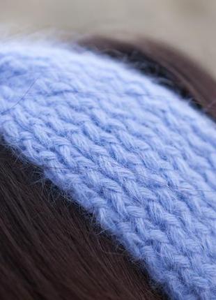 Невероятно красивая пушистая повязка голубого цвета повязка пух норки8 фото