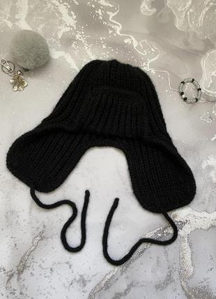 Тепла зимова шапка вушанка чорного кольору1 фото