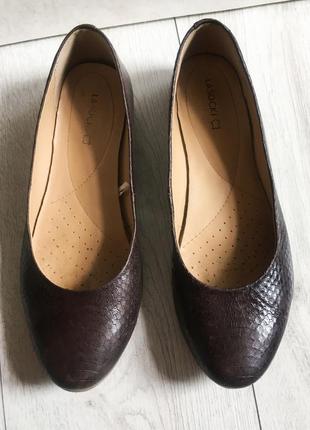 Lasocki туфлі натуральна шкіра коричневі польша оригінал 41 розмір