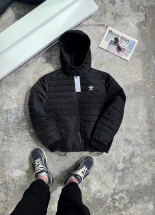 Демисезонная куртка adidas черная