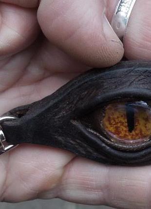 Брелок "глаз дракона" № 2. натуральная кожа.1 фото