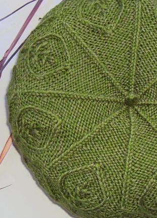 Берет женский вязаный "листья"