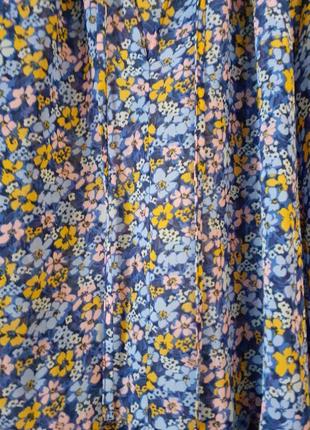 Блуза желто-голубая в цветочный принт, размер с-м.3 фото