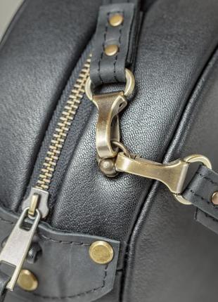 Кругла шкіряна бохо сумка з ручним розписом "mandala"6 фото