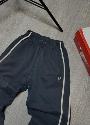 Спортивні штани fred perry
