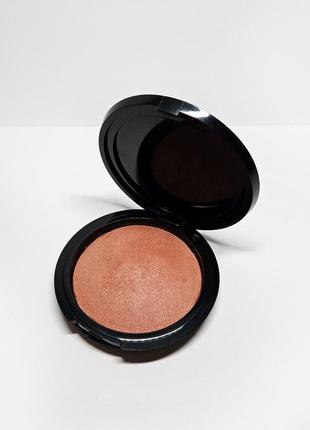 Б/у терракотовые румяна бронзер для лица farmasi terracotta blush powder 17 сладкий персик 13024742 фото