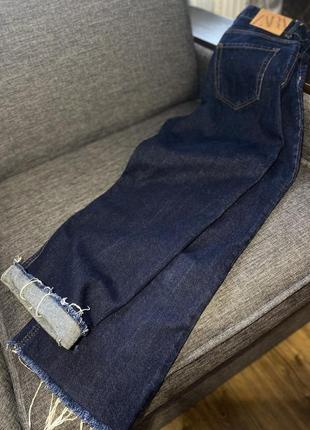 Идеальные коттоновые прямые джинсы