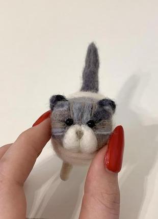 Котик из шерсти