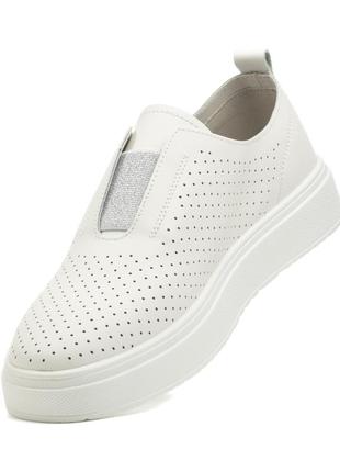 Мокасини жіночі білі літні на платформі 2399т