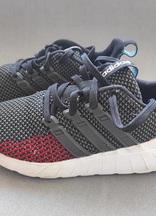 Кроссовки adidas