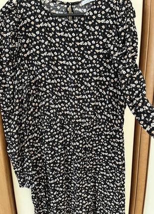 Женское платье