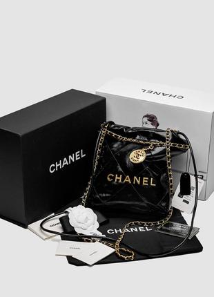 👜 chanel black quilted calfskin mini 22 bag gold hardware