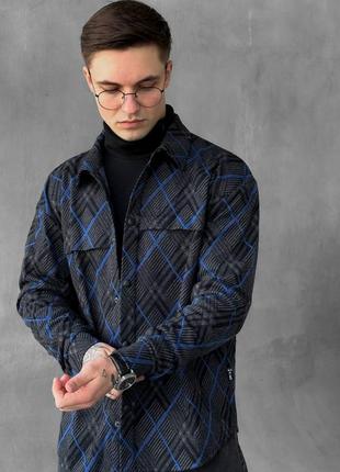 Чоловіча весняна сорочка люкс якості чорно-синя в клітинку на кнопках