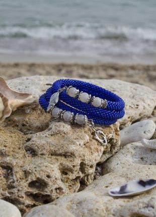 Темно-синій браслет на меморі-дроті з морськими підвісками та намистинами агату, в 3 оберти6 фото
