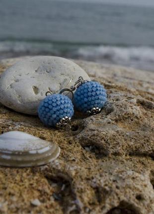 Серьги-шары из бисера небесно-голубые, диаметр 1,5см4 фото