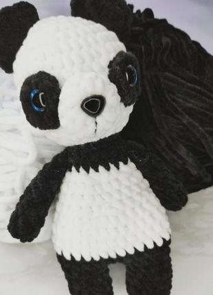 В'язана іграшка плюшева панда1 фото