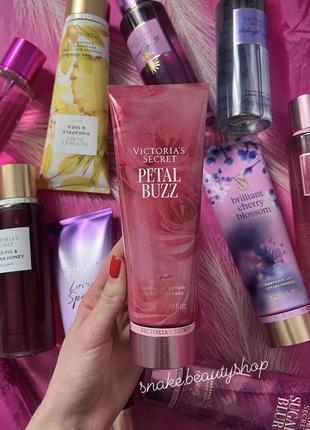 Парфумований лосьйон petal buzz victoria’s secret  оригінал лосьйон vs1 фото